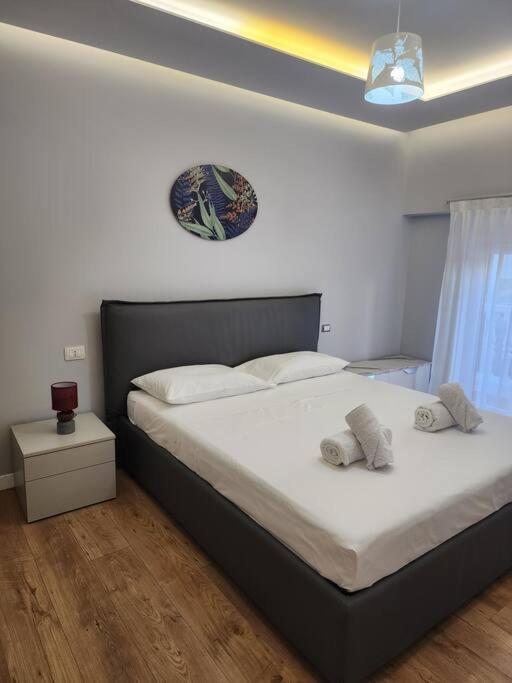 Cozy Midtown In Apartamento Tirana